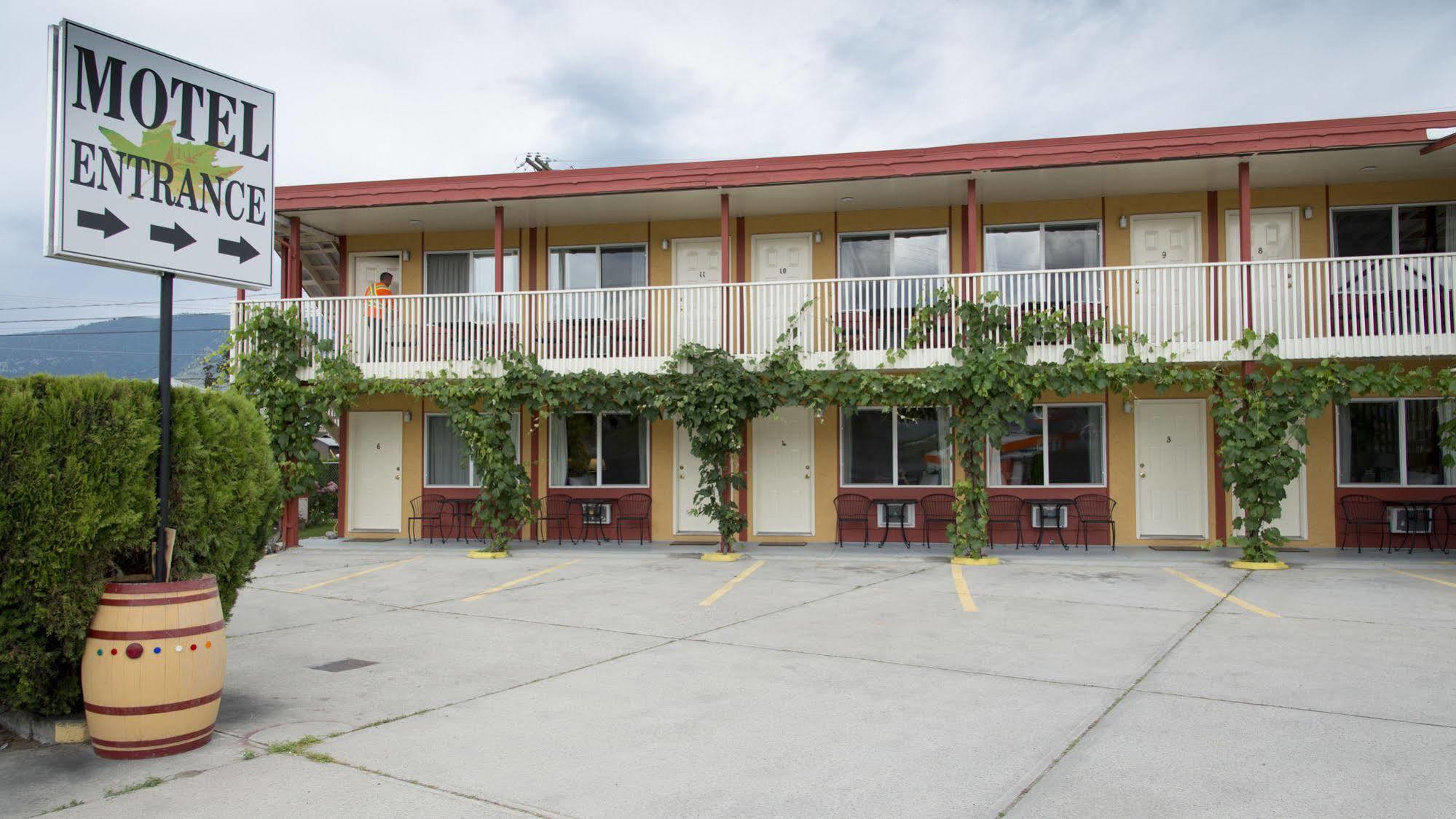 Maple Leaf Motel Inn Towne Osoyoos Extérieur photo